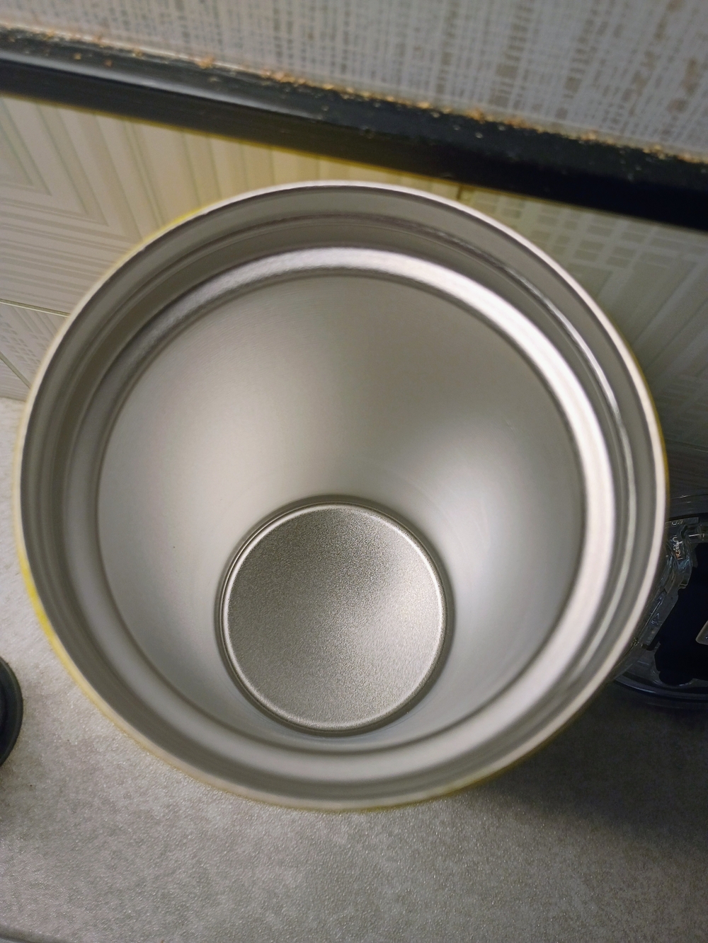 Brumate Hopsulator Juggernaught with Lid - Insulated - Picture 3 of 5
